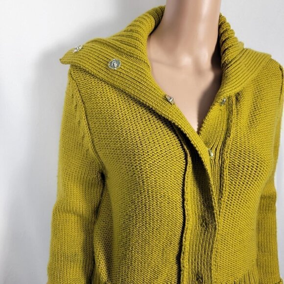 Max Azria Collection Women's Knit 100%Wool Button Up Sweater Roll Sleeves Size M - Picture 3 of 15